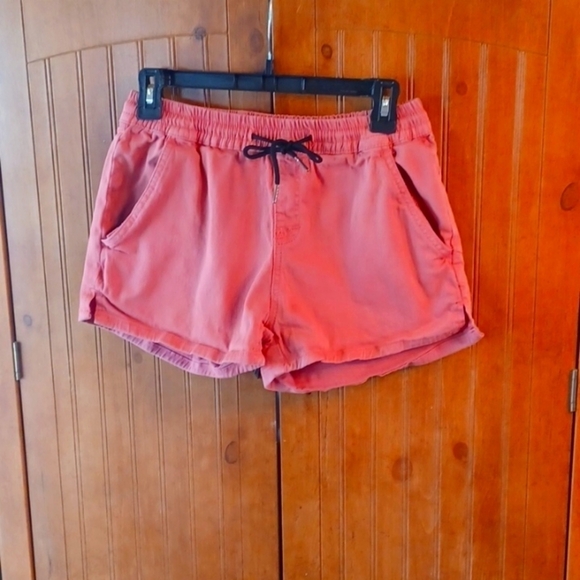 LIRA SHORT SHORTS - Picture 1 of 7